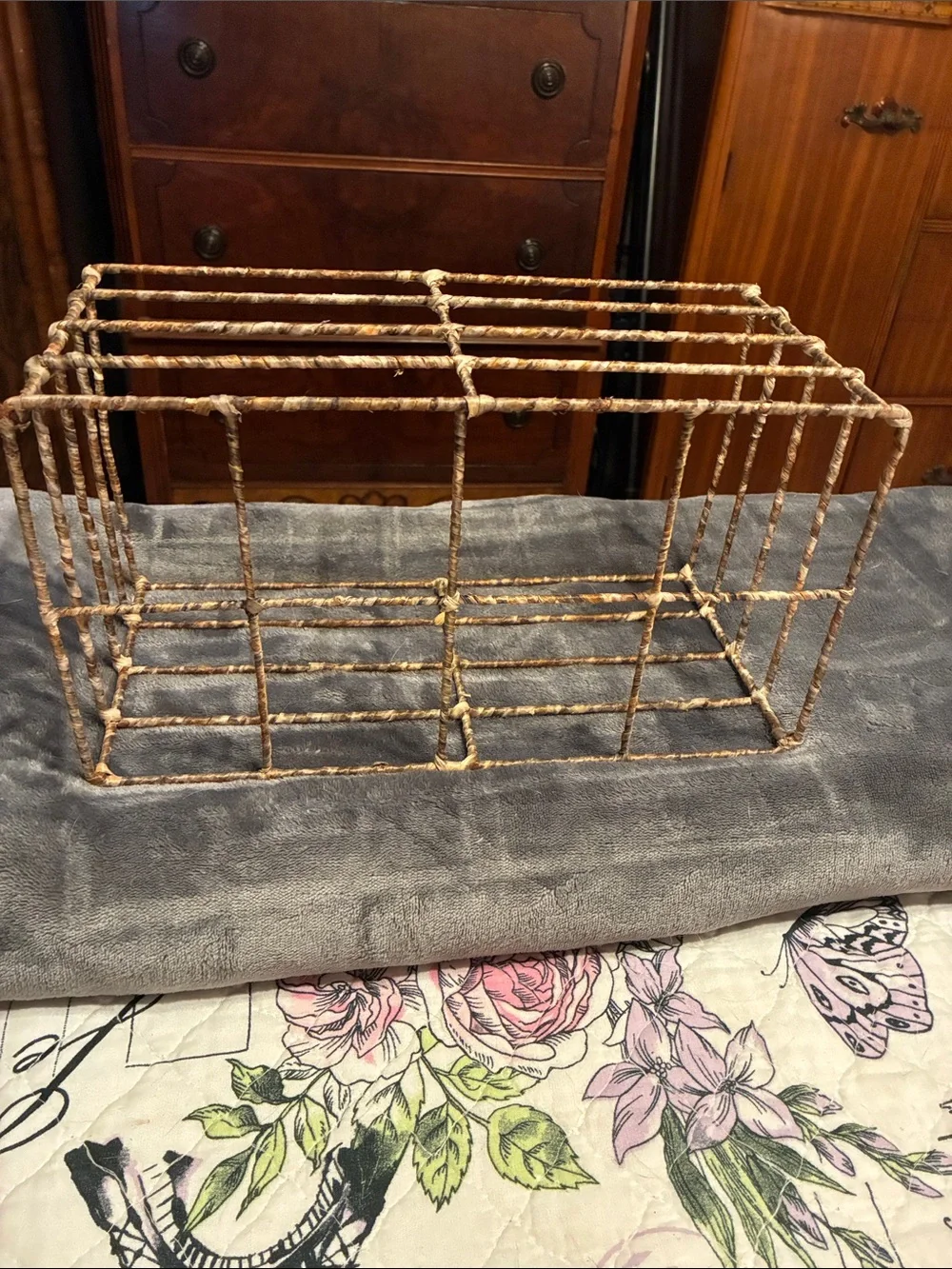 Rustic Metal Wire Storage Basket in Brown